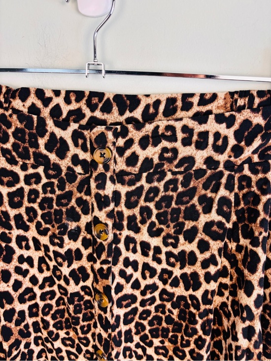 torrid Dresses & Skirts - Torrid Animal Print Challis Button-Front Skirt Size 3X